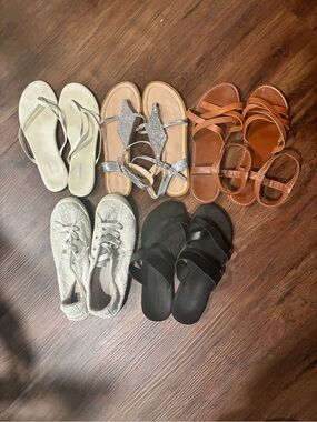 Women’s Shoe Bundle Size 8.5-9